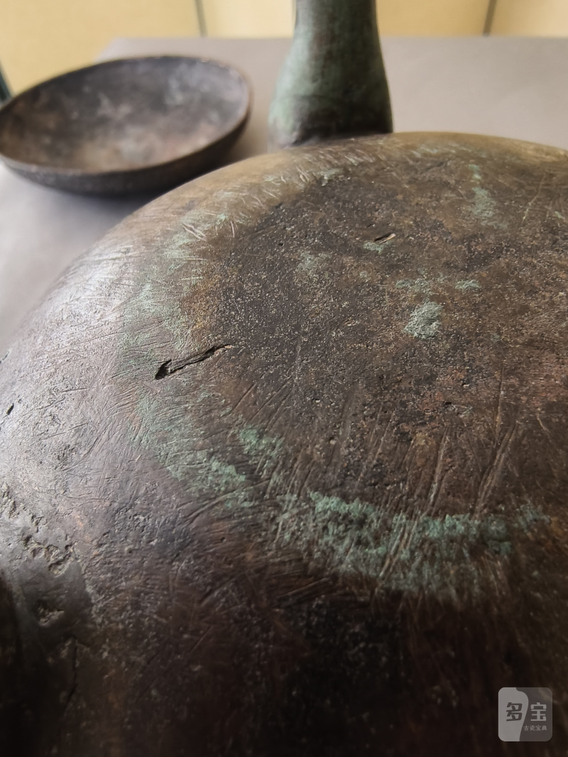 Three-legged bronze food vessel "ding" type - 图14